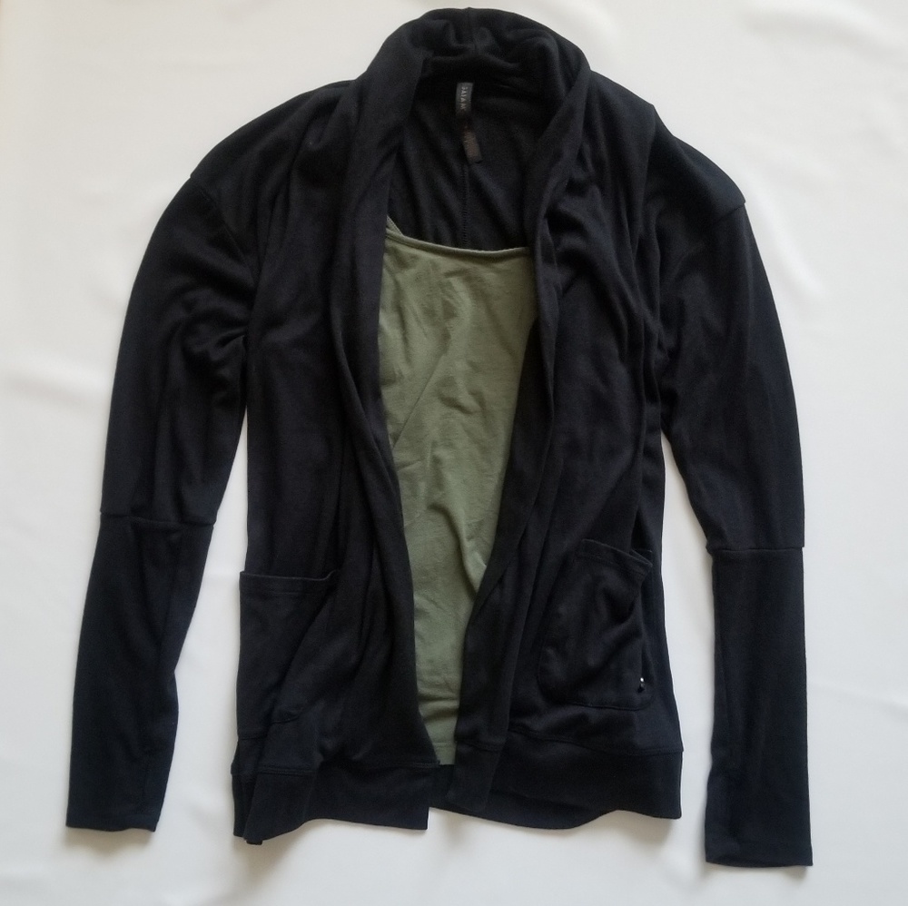 💜 5 for $25! Gaiam Cardigan